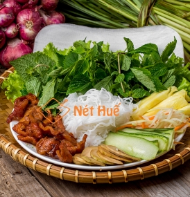 Cuốn thịt nướng